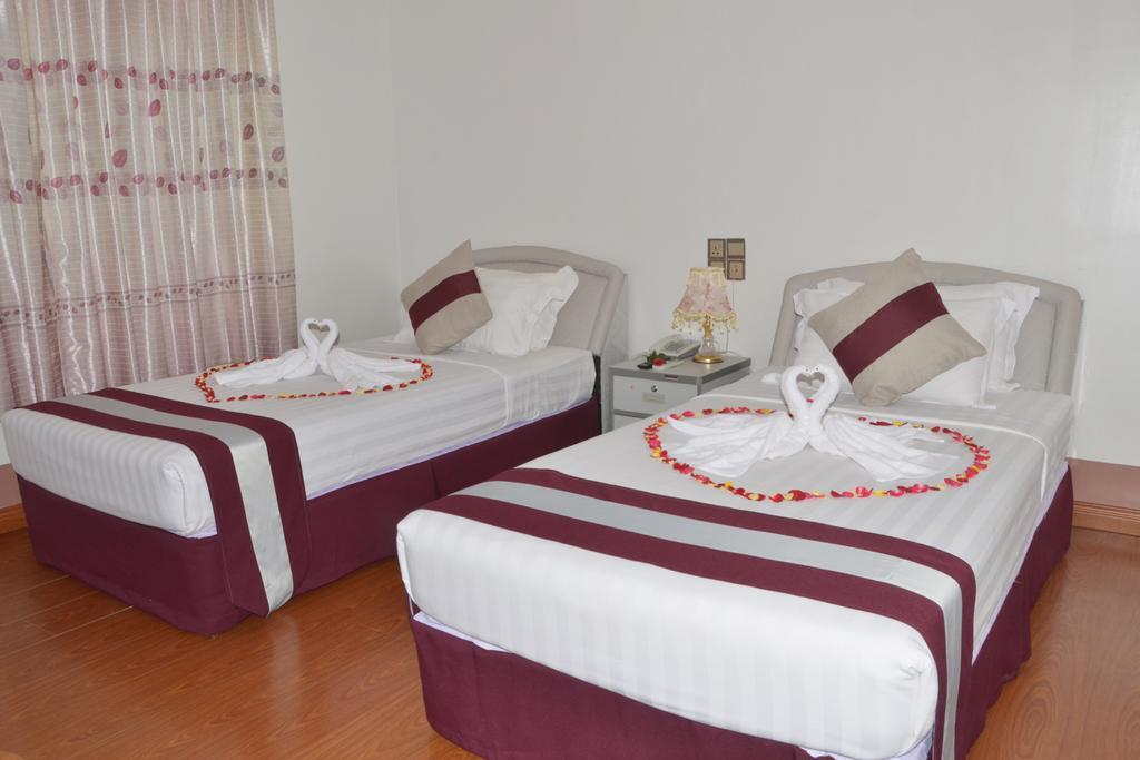 Myat Nan Taw Hotel Loikaw Exterior photo